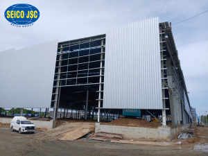 What is a PEB Building? Understanding When Pre-Engineered Buildings Are Suitable for Industrial Projects in Thailand 1 SEICO Thailand Bn2 FZ1 site 4